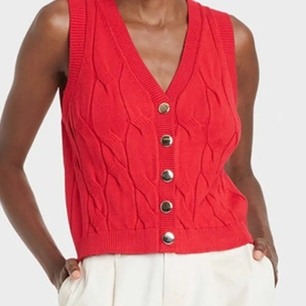 Women's Cabled Button-Down Vest - Size L
